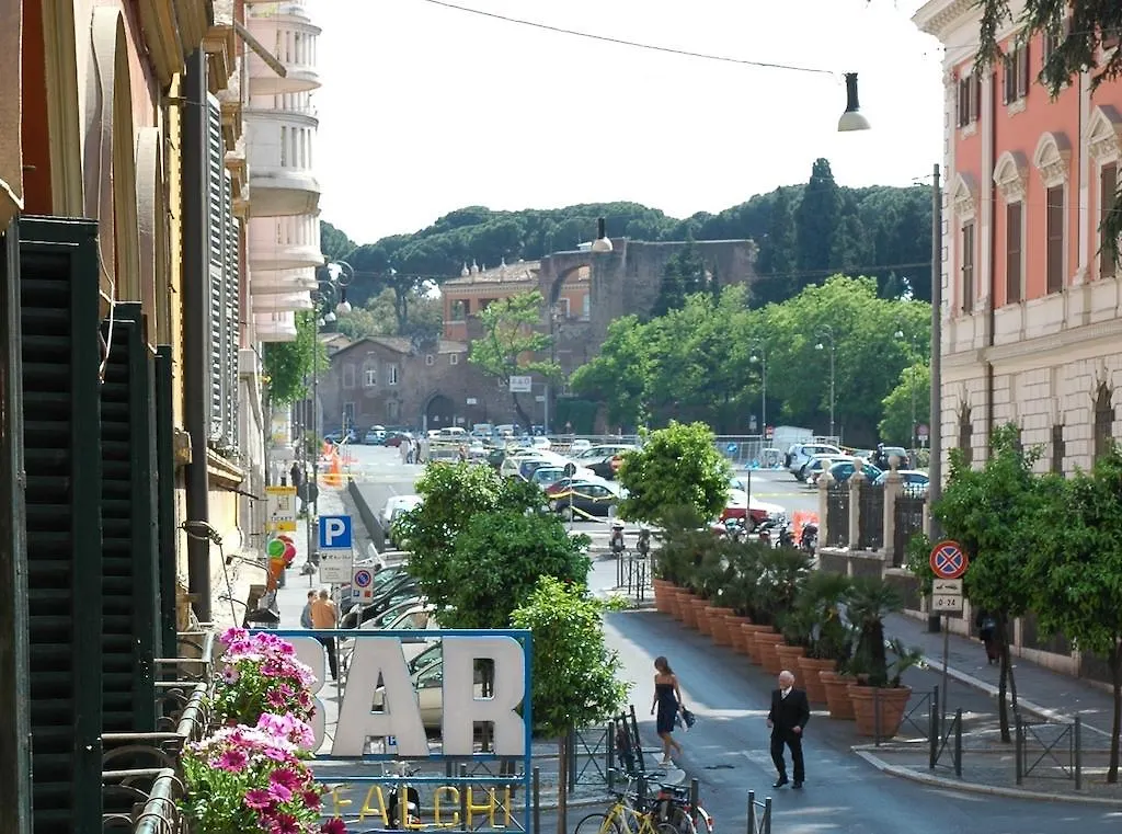 I Fotografi Al Colosseo Bed & Breakfast Rome Italy